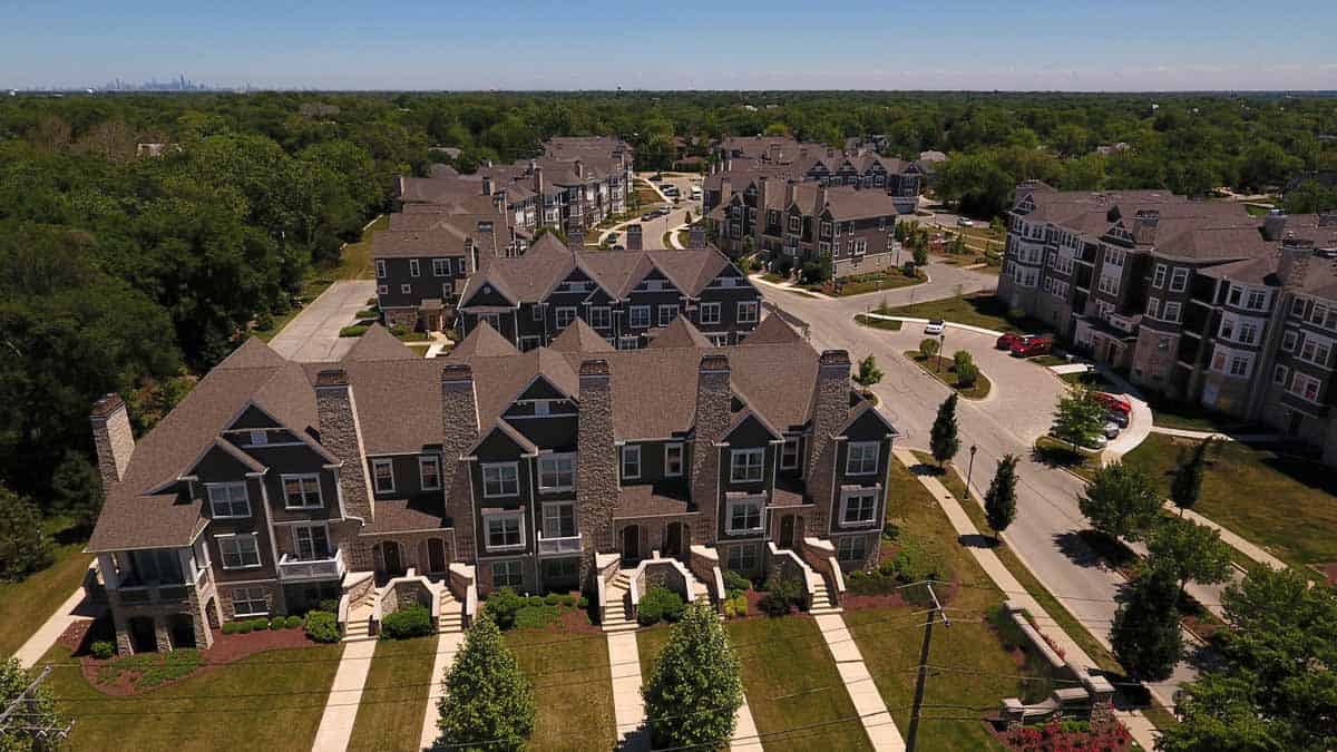 Drone Photos & Video of The Hamptons of Hinsdale Illinois