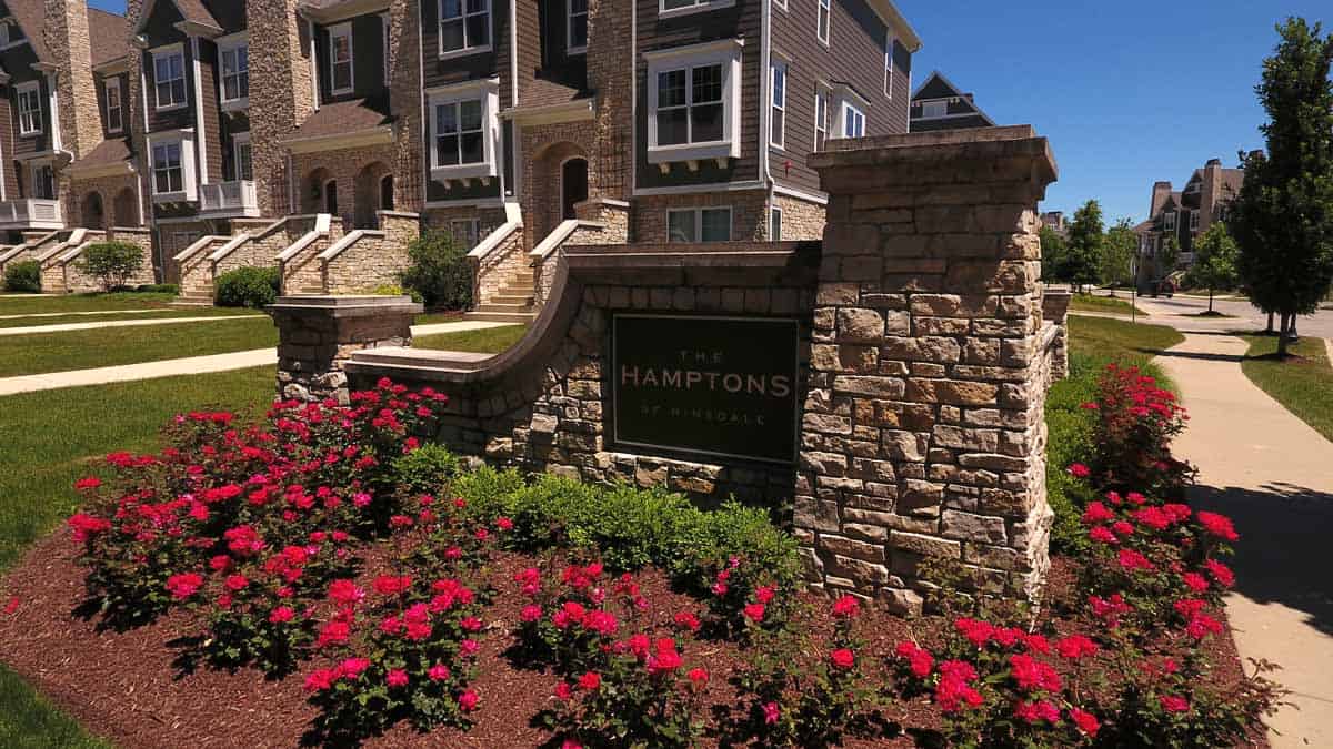 Drone Photos & Video of The Hamptons of Hinsdale Illinois