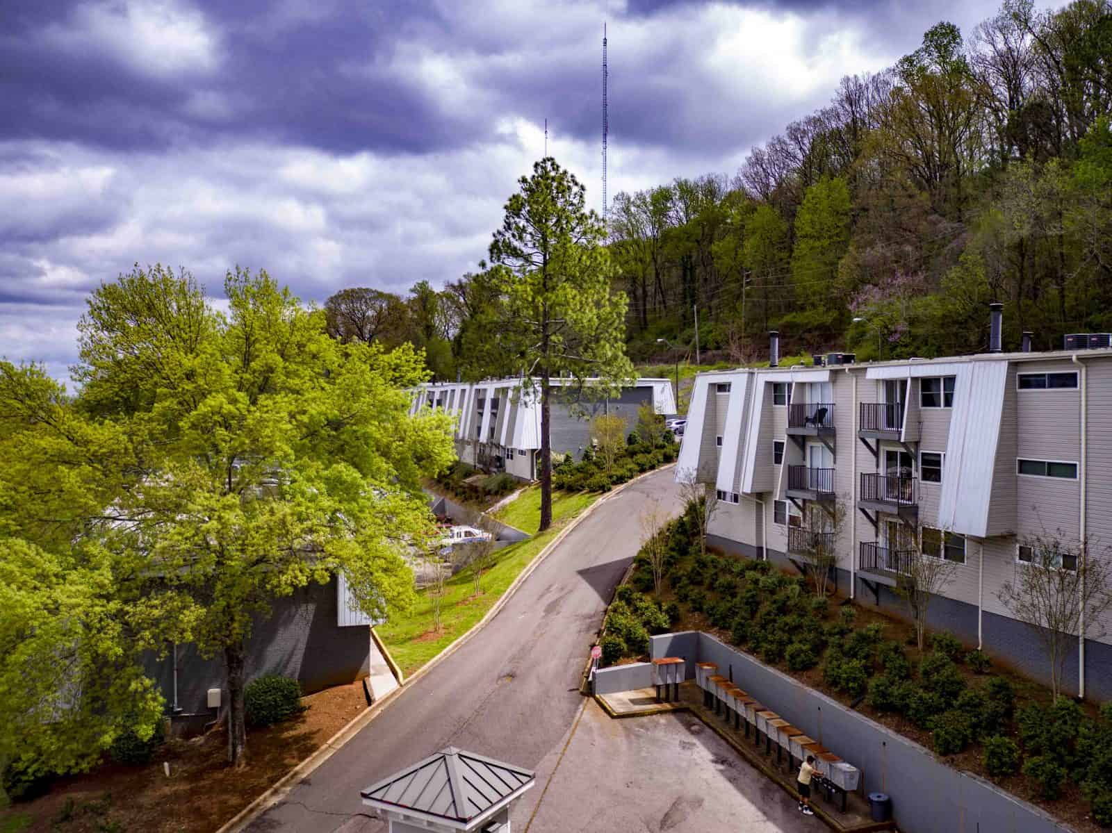 Aerial Drone Photos of the Mountainside Apartments in Birmingham, AL